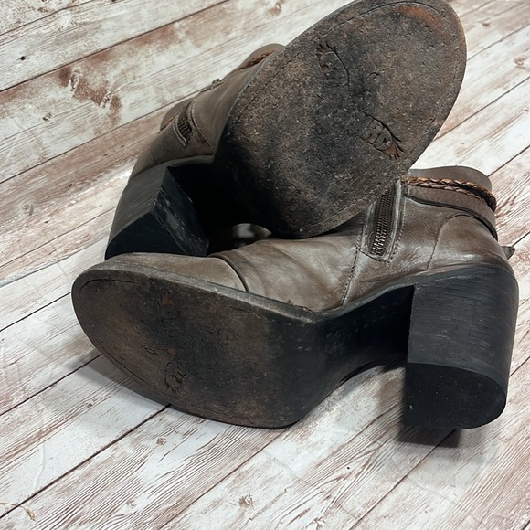 Free Bird by Steven Lion Gray Booties Size 9 - Picture 9 of 12